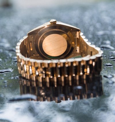Rolex Day-date 40 Yellow Gold - Black Dial - Diamond Baguette