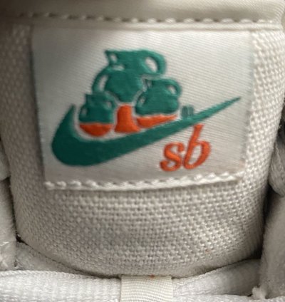 Nike Sb Dunk Jarritos Dead Stock Size 9