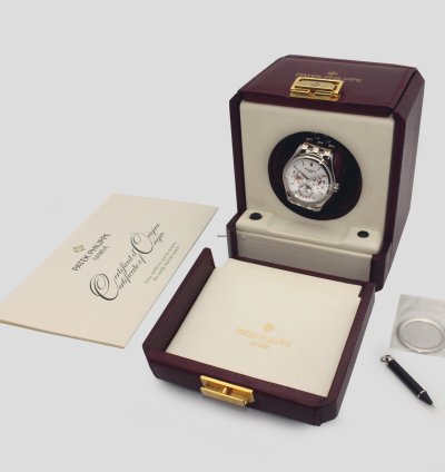 Patek Philippe Perpetual Calendar 5136 1g Complete Box And Original Warranty
