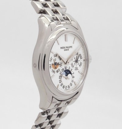 Patek Philippe Perpetual Calendar 5136 1g Complete Box And Original Warranty