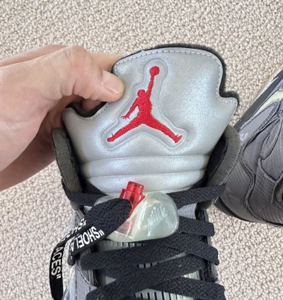 Jordan 5 Off-white Muslin