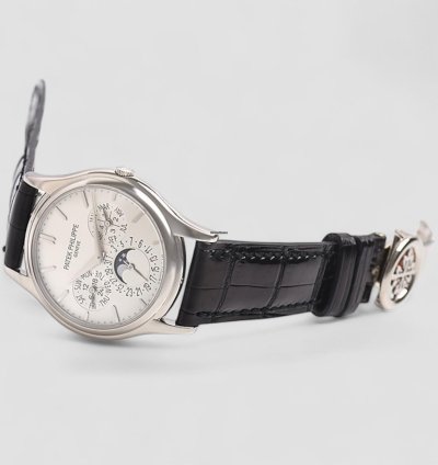 Patek Philippe Perpetual Calendar 5140g Ultra Thin 18k White Gold Silver Dial Description