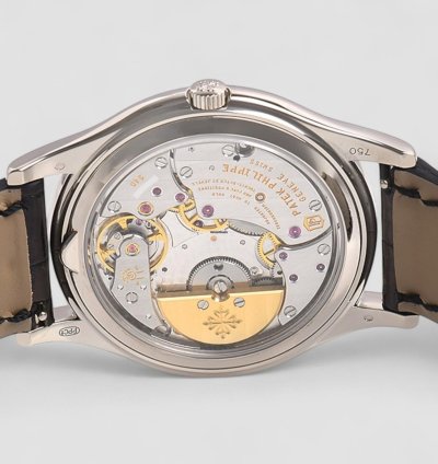 Patek Philippe Perpetual Calendar 5140g Ultra Thin 18k White Gold Silver Dial Description