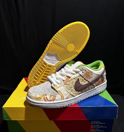 Nike Sb Dunk Low Street Hawker