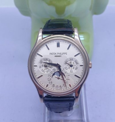 Patek Philippe Perpetual Calendar 5140g-001