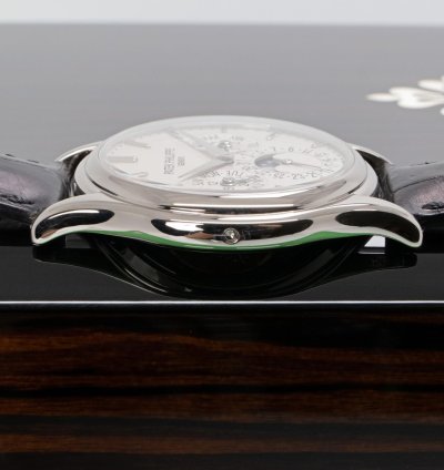 Patek Philippe Perpetual Calendar 5140g-001