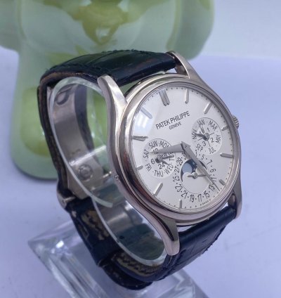 Patek Philippe Perpetual Calendar 5140g-001