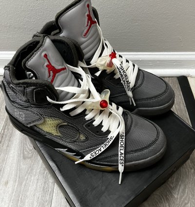 Jordan 5 Offwhite