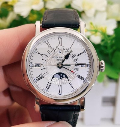 Patek Philippe Perpetual Calendar 5159g-001