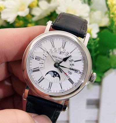 Patek Philippe Perpetual Calendar 5159g-001