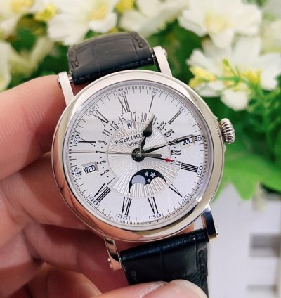 Patek Philippe Perpetual Calendar 5159g-001