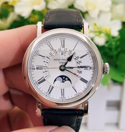 Patek Philippe Perpetual Calendar 5159g-001