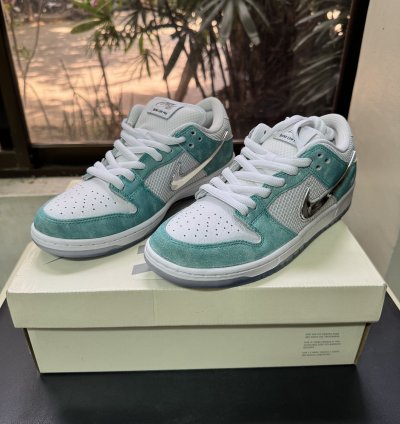 Nike Sb Dunk Low April Skateboards Size 9 5