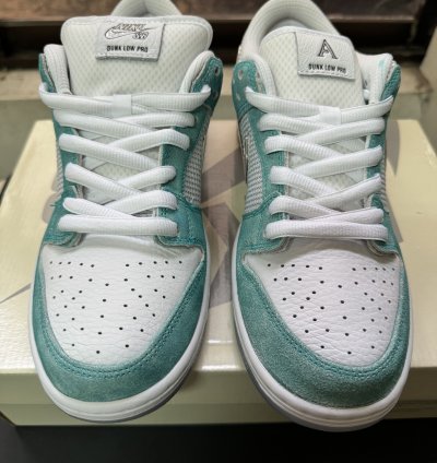 Nike Sb Dunk Low April Skateboards Size 9 5