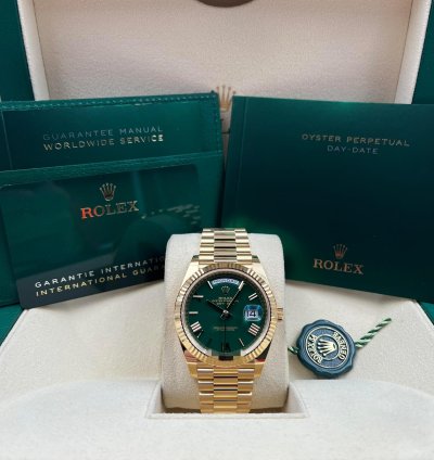 Rolex Day-date 40 Yellow Gold Day-date 40 Green Roman Dial 228238 Unworn 2024
