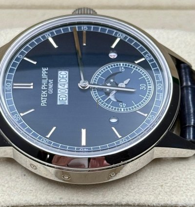 Patek Philippe Perpetual Calendar 5236p-001