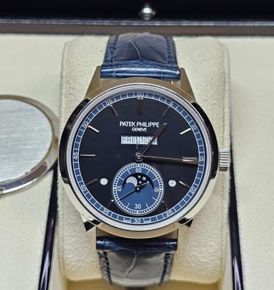 Patek Philippe Perpetual Calendar 5236p-001 With Papers And Box Full Set Like New