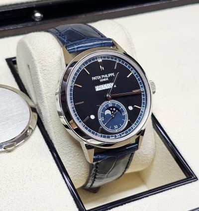 Patek Philippe Perpetual Calendar 5236p-001 With Papers And Box Full Set Like New