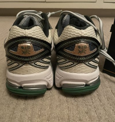 Aime Leon Dore Nb 860v2 Green Nib