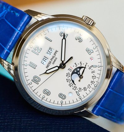 Patek Philippe Perpetual Calendar 5320g-001 White Gold
