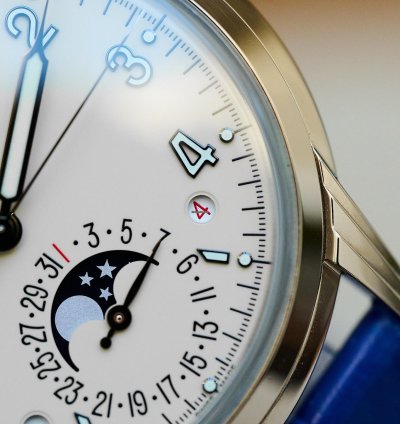 Patek Philippe Perpetual Calendar 5320g-001 White Gold
