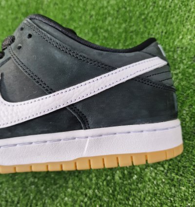 Nike Sb Dunk Low Black Gum Uk 10 Us 11
