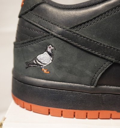 Nike Sb Dunk Low Black Pigeon - Size 9