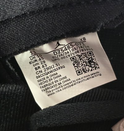 2024 Air Jordan 1 Retro High Og Black Gold