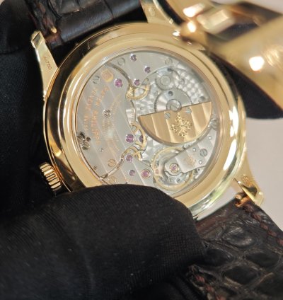 Patek Philippe Perpetual Calendar 5327j-001