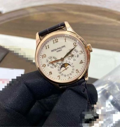 Patek Philippe Perpetual Calendar 5327r-001