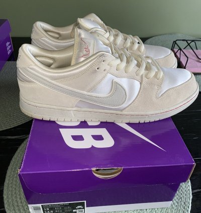 Nike Sb Dunk Low City Of Love Light Bone