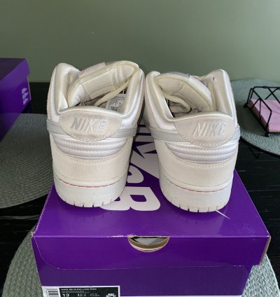 Nike Sb Dunk Low City Of Love Light Bone