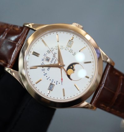 Patek Philippe Perpetual Calendar 5496r-001