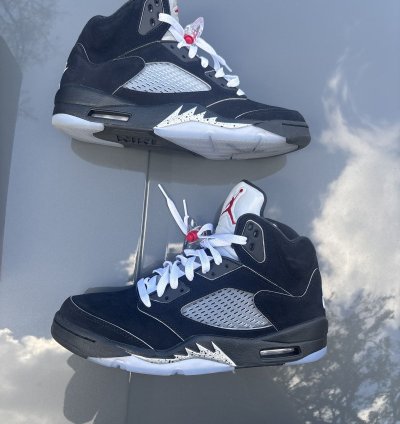 Jordan 5 Retro Og Black Metallic Reimagined