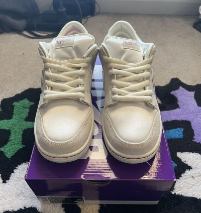 Nike Sb Dunk Low City Of Love Sz10