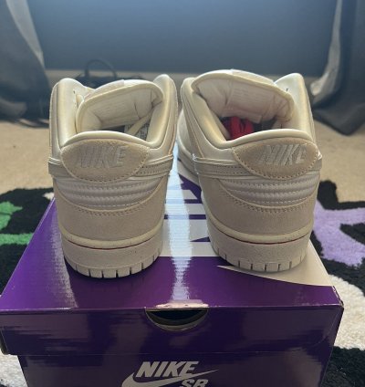 Nike Sb Dunk Low City Of Love Sz10