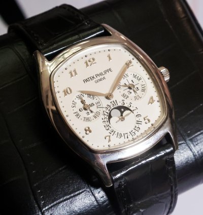 Patek Philippe Perpetual Calendar 5940g-001 2019 Grand Complications 37mm 18k Wg Full Set