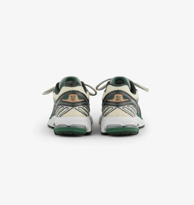 Aime Leon Dore New Balance 860v2 green