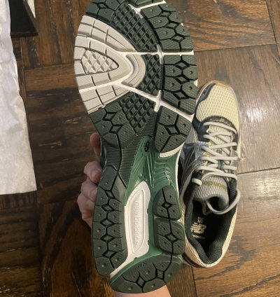 Aime Leon Dore New Balance 860v2 green