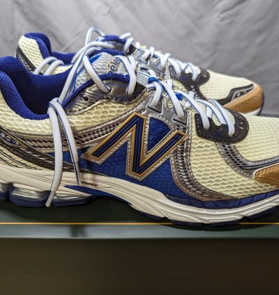 Aime Leon Dore New Balance 860v2 Blue