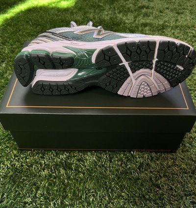 Aime Leon Dore New Balance 860v2 Green
