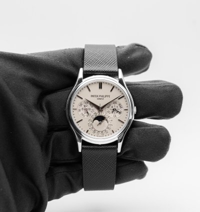 Patek Philippe Perpetual Calendar Archive Paper Perpetual Calendar 5140g 5140 White Gold