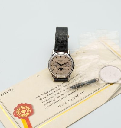 Patek Philippe Perpetual Calendar Archive Paper Perpetual Calendar 5140g 5140 White Gold