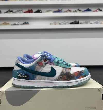 72088 Nike Sb Dunk Low Futura Laboratories Bleached Aqua