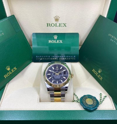 Rolex Sky-dweller In Hand 2022 Sky-dweller 326933 18k Steel Black Yellow Gold Oyster