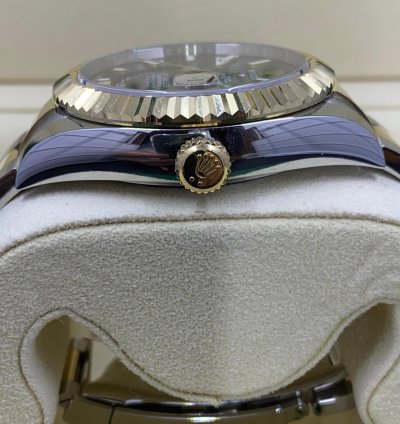 Rolex Sky-dweller In Hand 2022 Sky-dweller 326933 18k Steel Black Yellow Gold Oyster