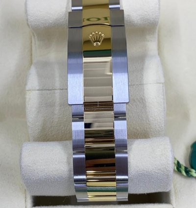 Rolex Sky-dweller In Hand 2022 Sky-dweller 326933 18k Steel Black Yellow Gold Oyster