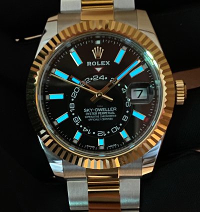 Rolex Sky-dweller In Hand 2022 Sky-dweller 326933 18k Steel Black Yellow Gold Oyster