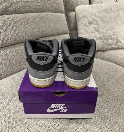 Nike Sb Dunk Low Dark Smoke Grey Brand New ds