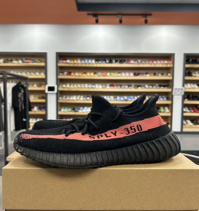75572 Yeezy Boost 350 V2 Core Black Red